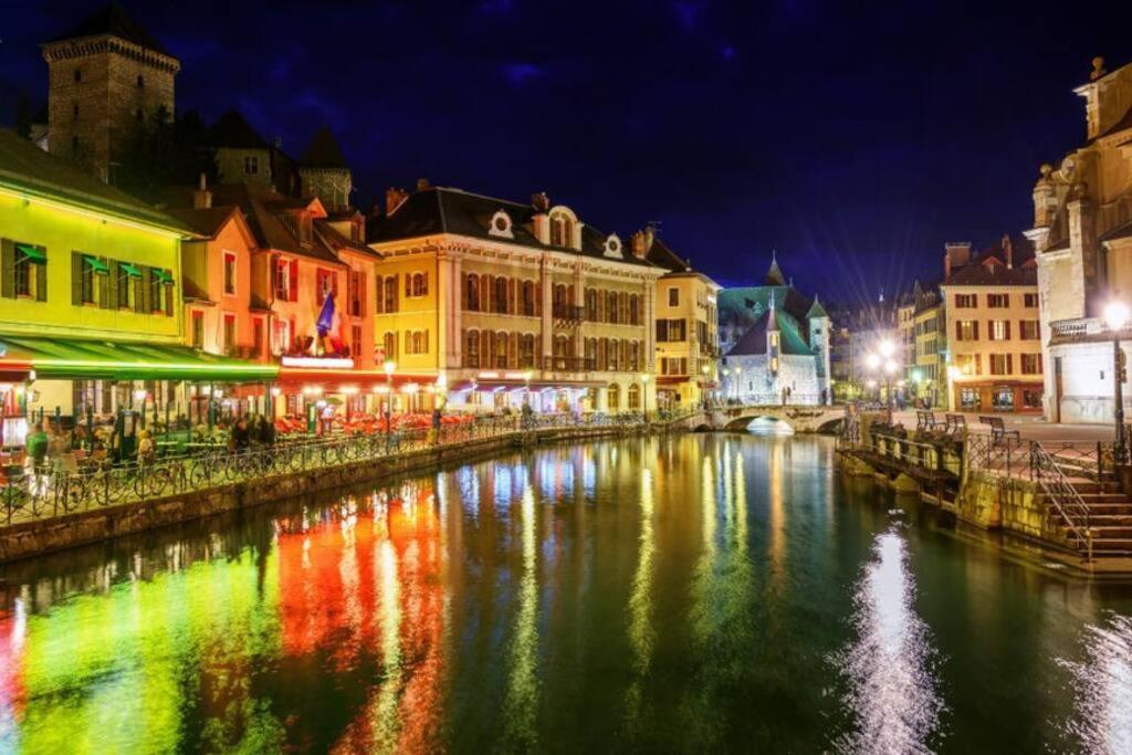 La Perle Carnot - Vieille Ville Annecy Esterno foto